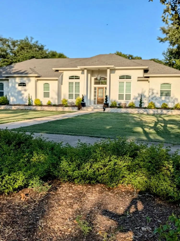 Expert outdoor landscaping in Killeen, TX by Paradise Lawn Care