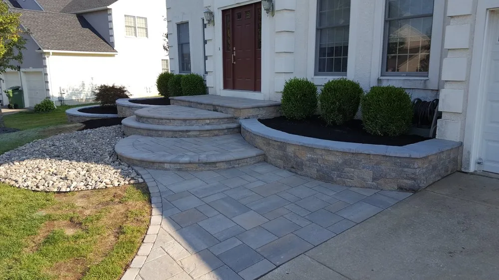 Trusted lawn care service experts serving Medford, NJ - Paradise Pavers Pond Landscaping