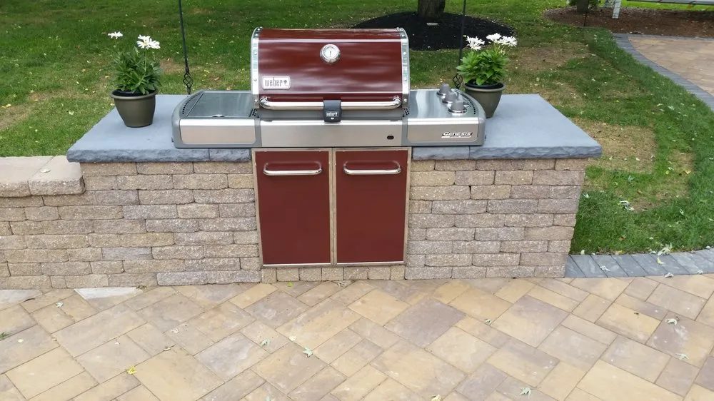 Professional yard maintenance in Medford, NJ - Paradise Pavers Pond Landscaping