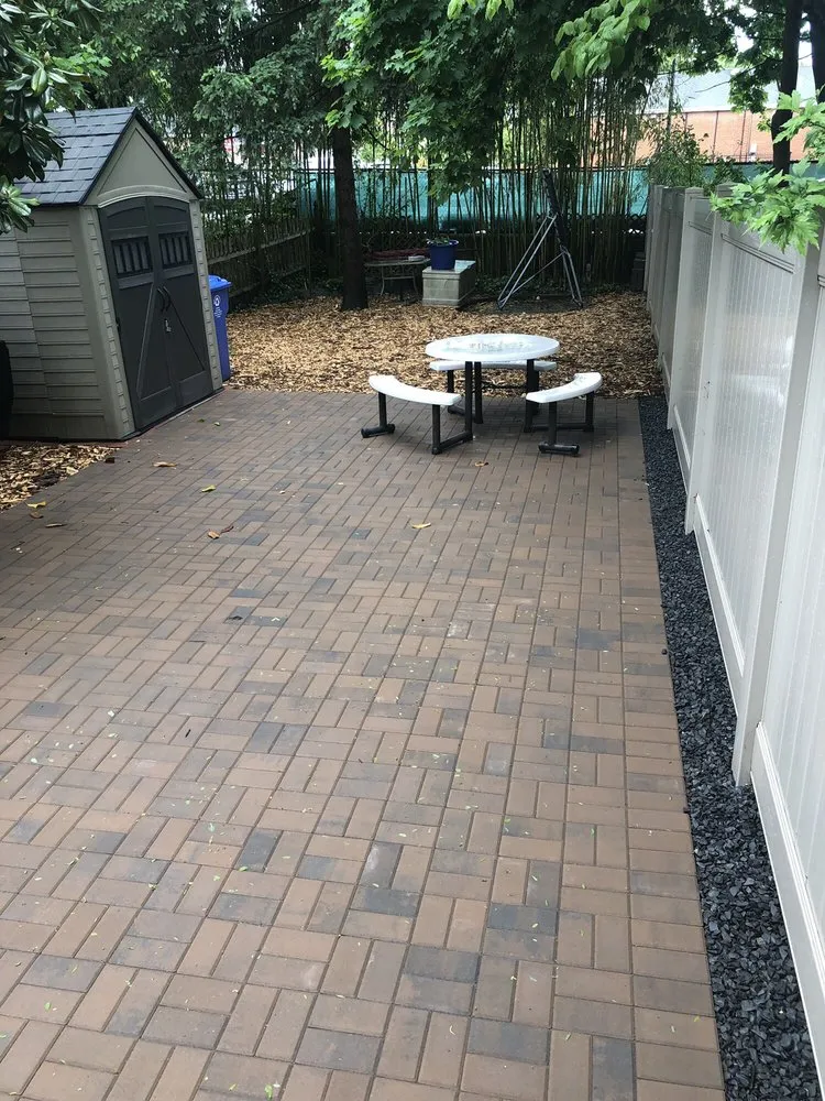 Top-rated landscaping services for residential properties across Medford, NJ - Paradise Pavers Pond Landscaping