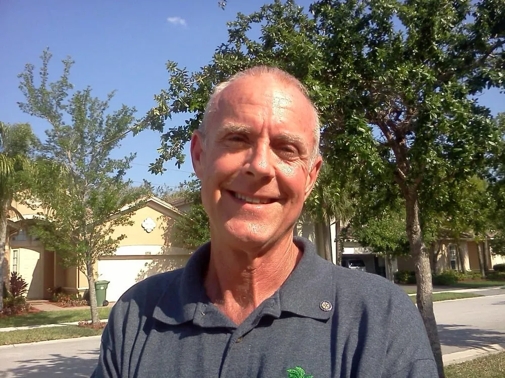 Trusted yard maintenance for beautiful yards across Sunrise, FL - Paradise Pest Control & Fertilization