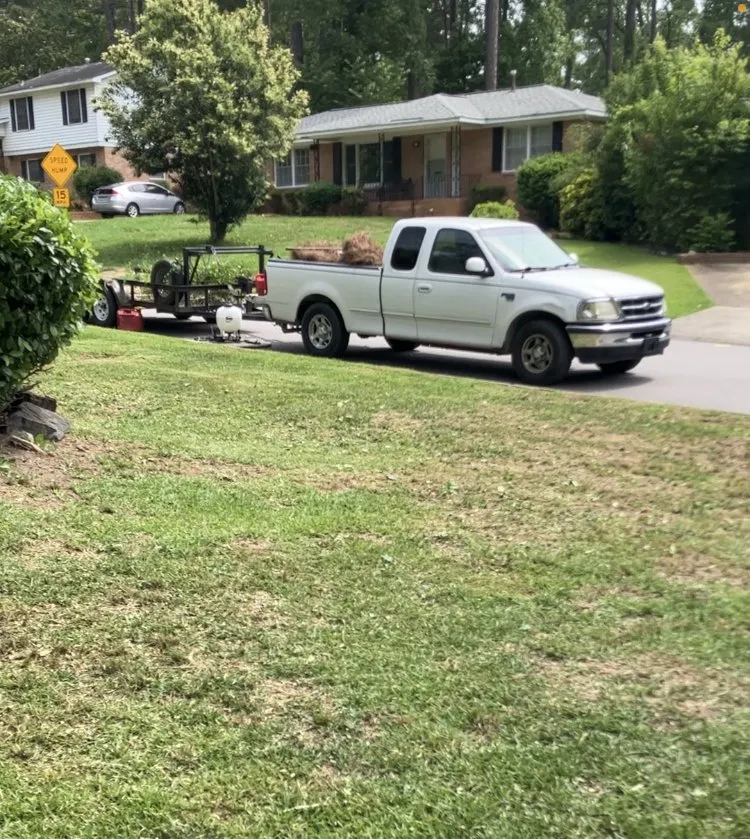 Trusted lawn mowing service in Blythewood, SC - Paradise Plus Landscaping