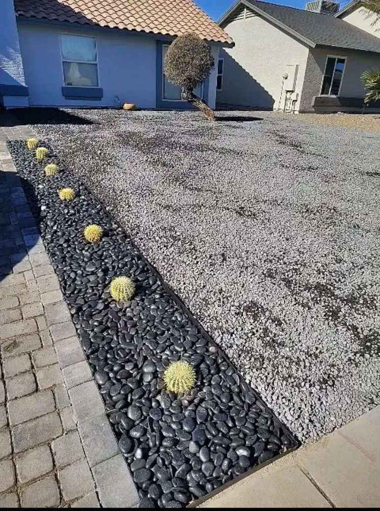 Custom garden landscaping experts serving Glendale, AZ - Paradise Ponds & Garden