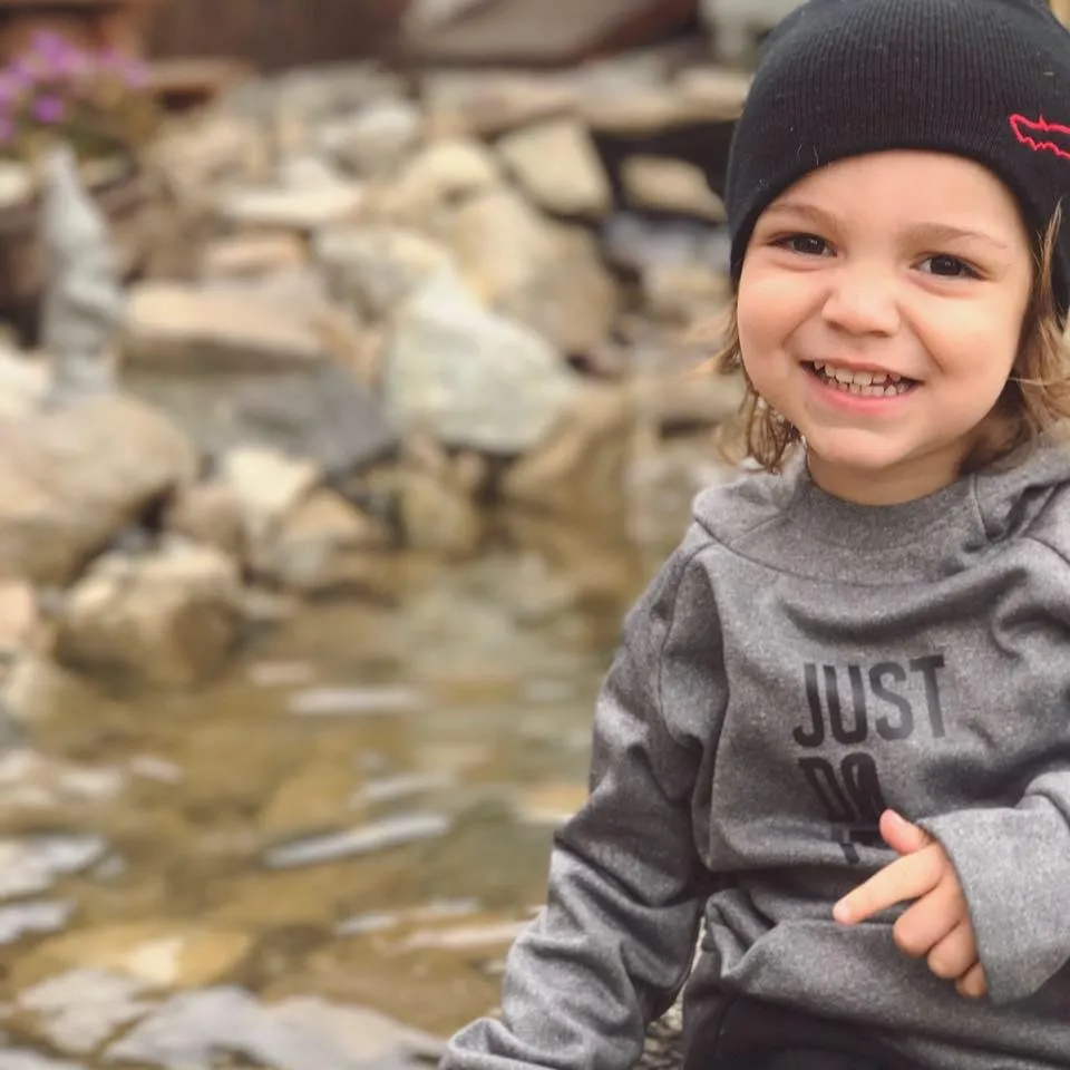 Custom outdoor landscaping for year-round maintenance across Wenatchee, WA - Paradise Ponds and Water Features