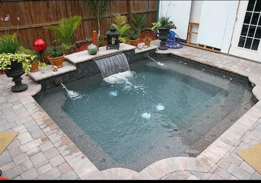 Custom lawn mowing service near you across Frisco, TX - Paradise Pools and Outdoor Living