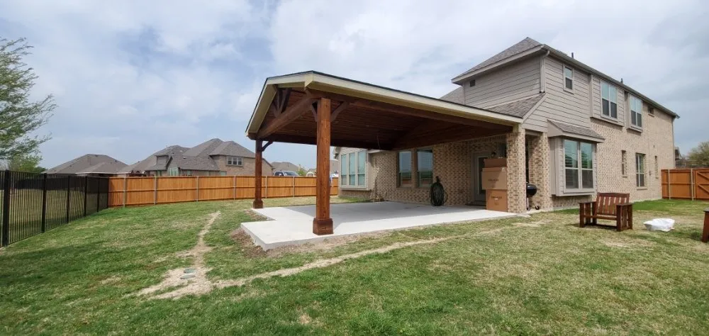 Expert yard maintenance experts serving Frisco, TX - Paradise Pools and Outdoor Living