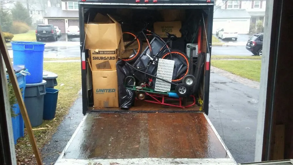 Trusted yard cleanup service in Levittown, PA - Paradise Property Services