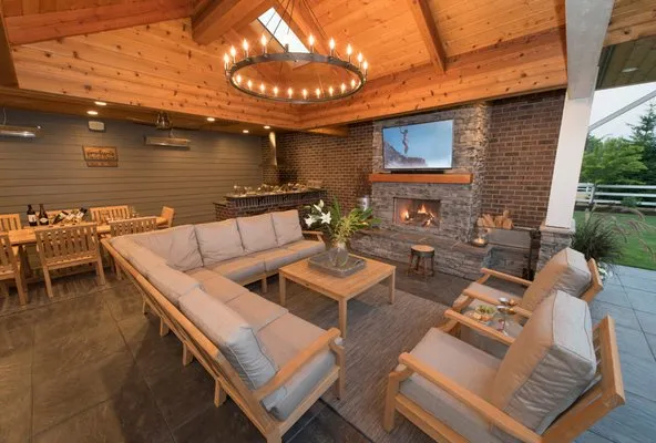 Paradise Restored Logo