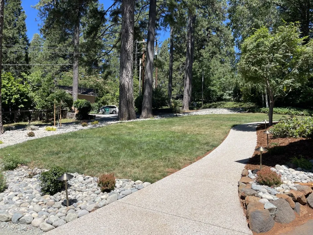 Reliable yard cleanup service for homes across Grass Valley, CA - Paradise View Landscaping