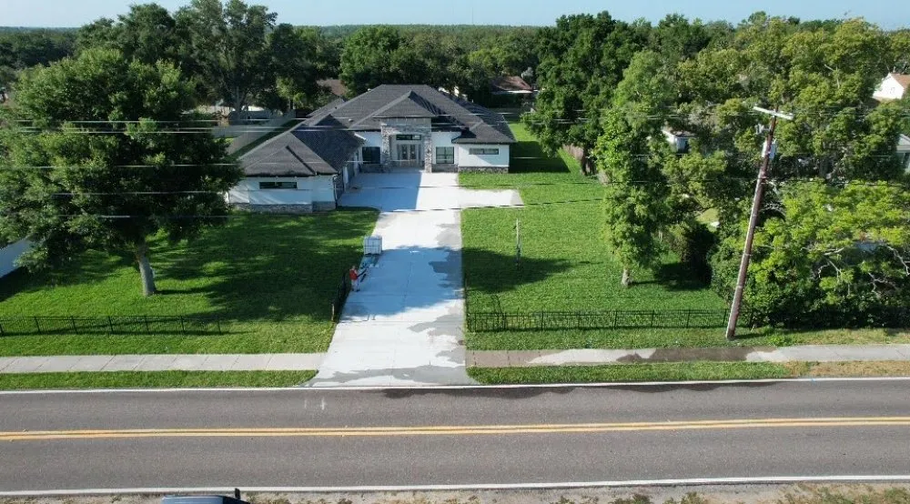 Affordable residential landscaping in Brandon, FL - Paradise Yards & Design