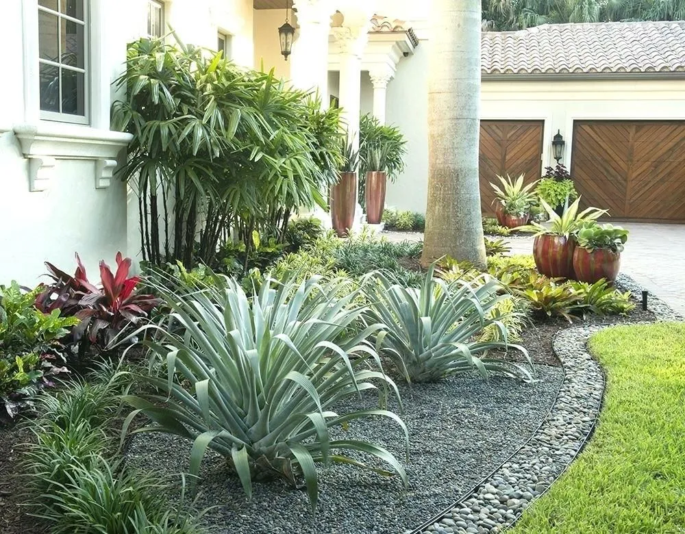 Affordable landscaping services for beautiful yards in Fort Lauderdale, FL by Paradises Lawn Care