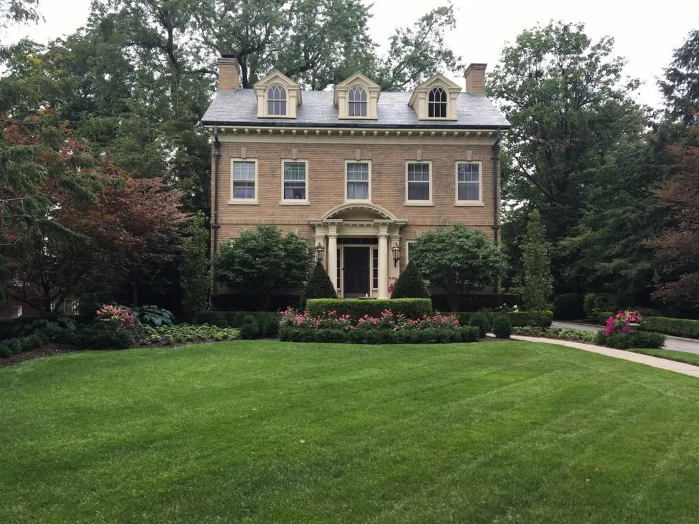 Expert yard cleanup service for homes across Harlan, IN - Paragon Landscape