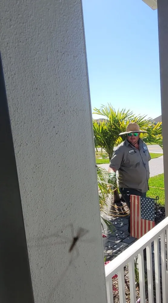 Trusted lawn mowing service experts serving Melbourne, FL - Paragon Pest Solutions