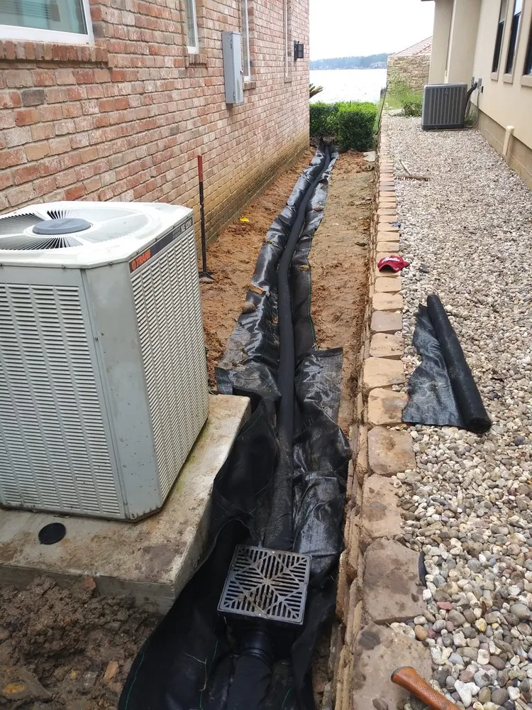 Expert yard cleanup service for year-round maintenance across Montgomery, TX - Paragon Property Service