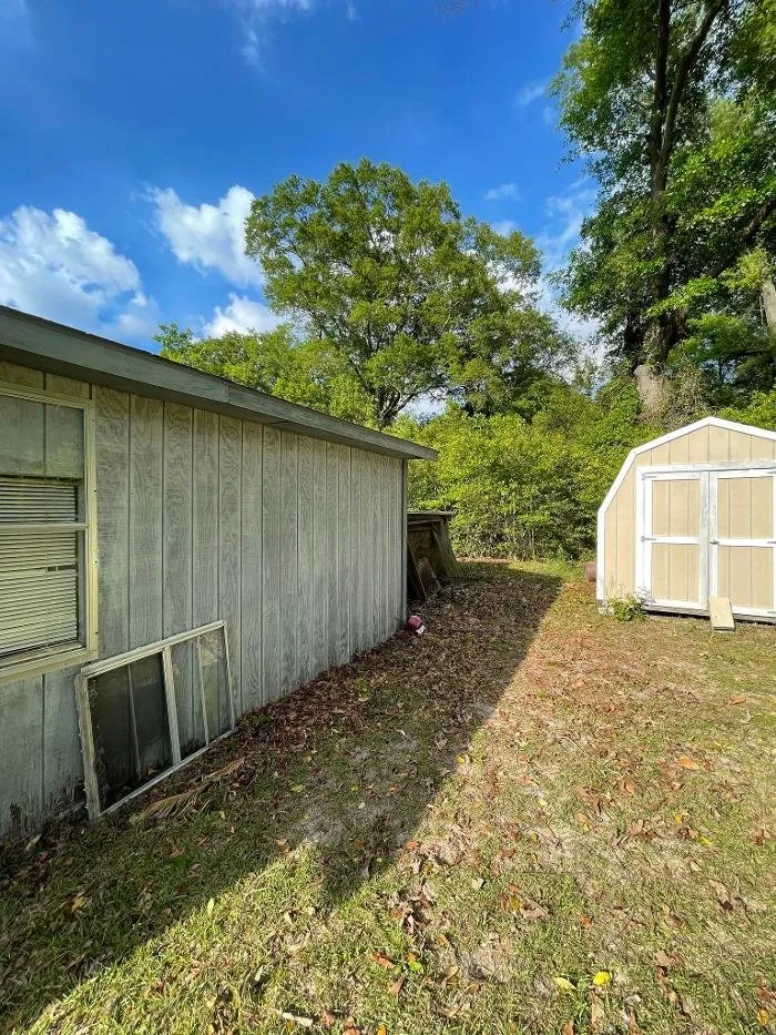 Affordable yard maintenance in Windsor, SC by Paragon Property Worx