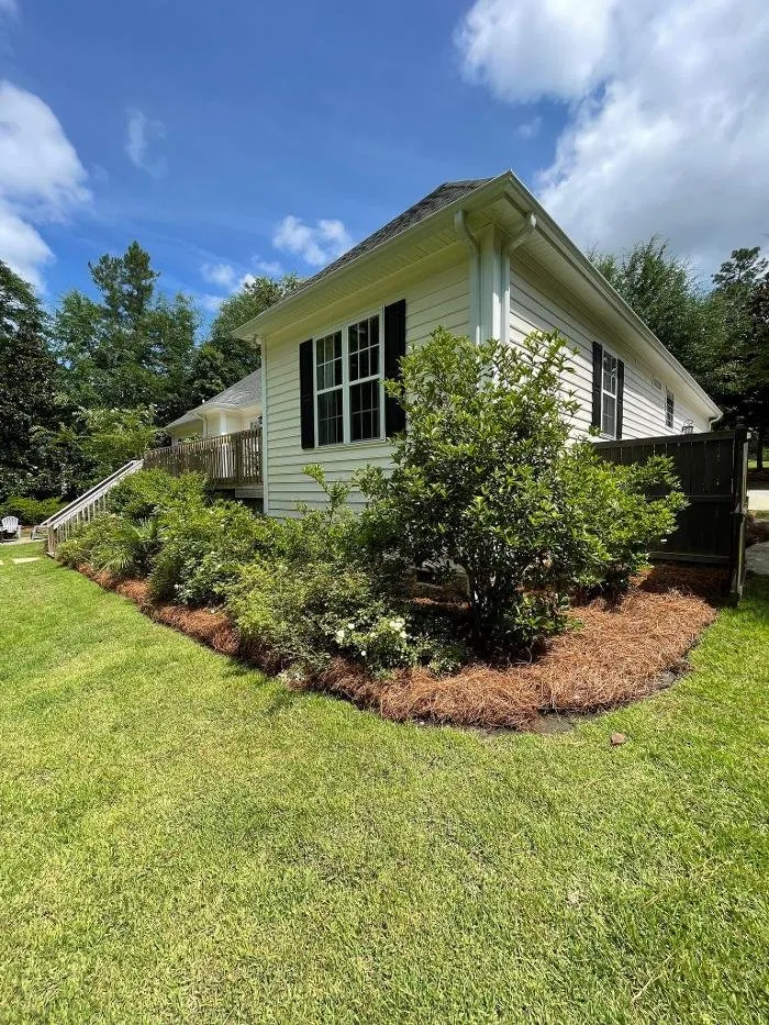 Local lawn mowing service for residential properties in Windsor, SC by Paragon Property Worx
