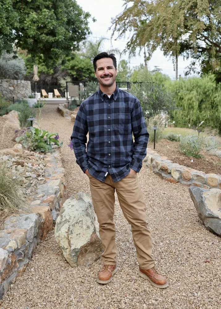 Reliable yard cleanup service in Riverside, CA by Paramount Landscape & Irrigation