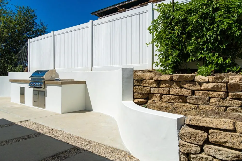 Expert yard cleanup service for beautiful yards across Corona, CA - Paramount Yards