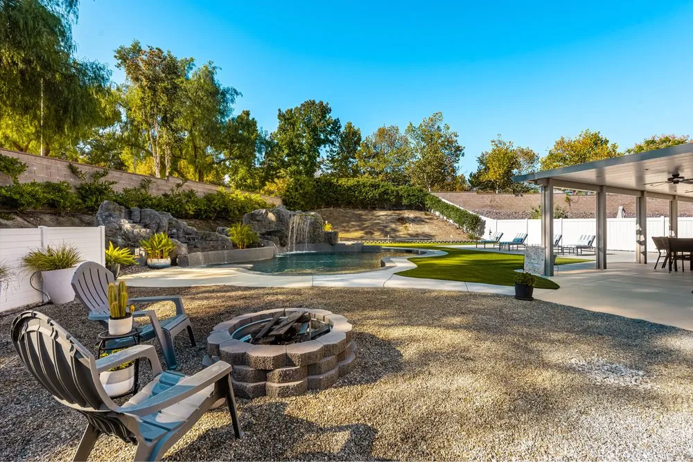 Professional yard cleanup service experts serving Corona, CA - Paramount Yards