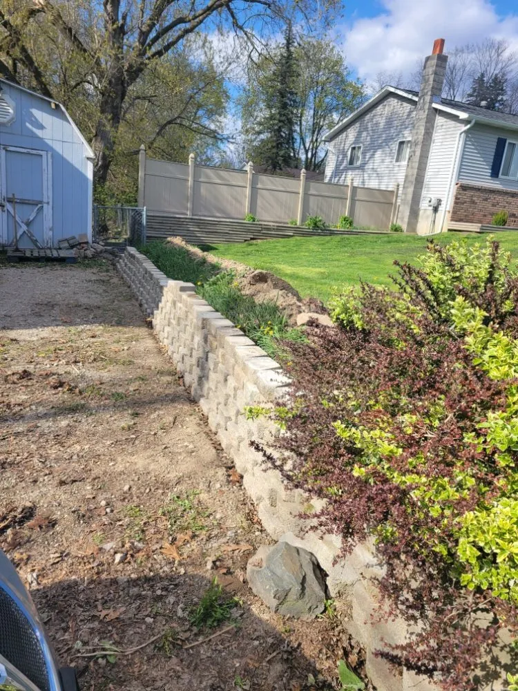 Custom lawn care service in Fenton, MI - Paras Landscape and Design