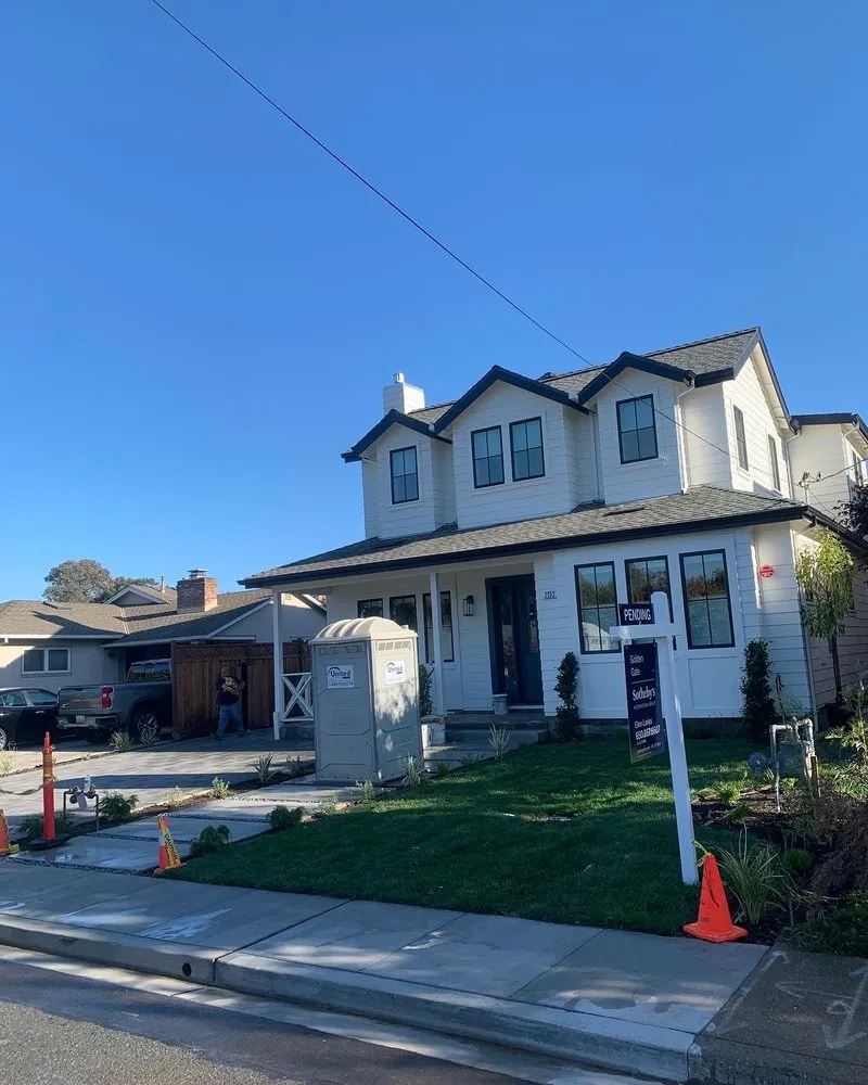 Affordable lawn mowing service experts serving San Bruno, CA - Paredes Landscaping