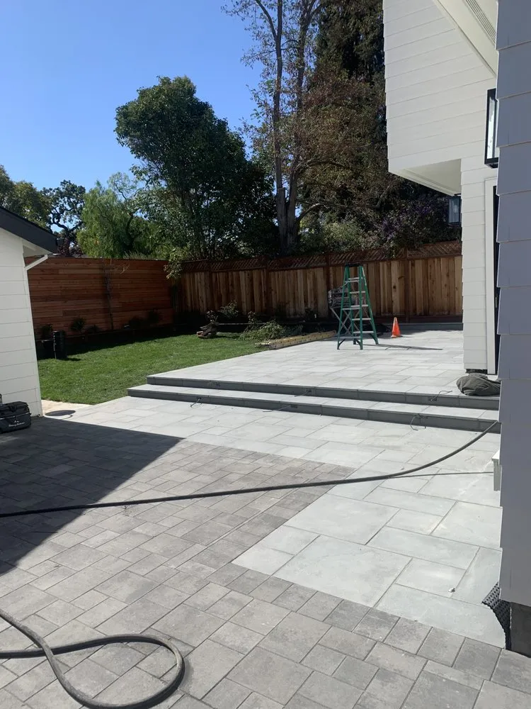 Affordable garden landscaping in Rosenberg, TX - Paredes Lawn Care & Landscaping