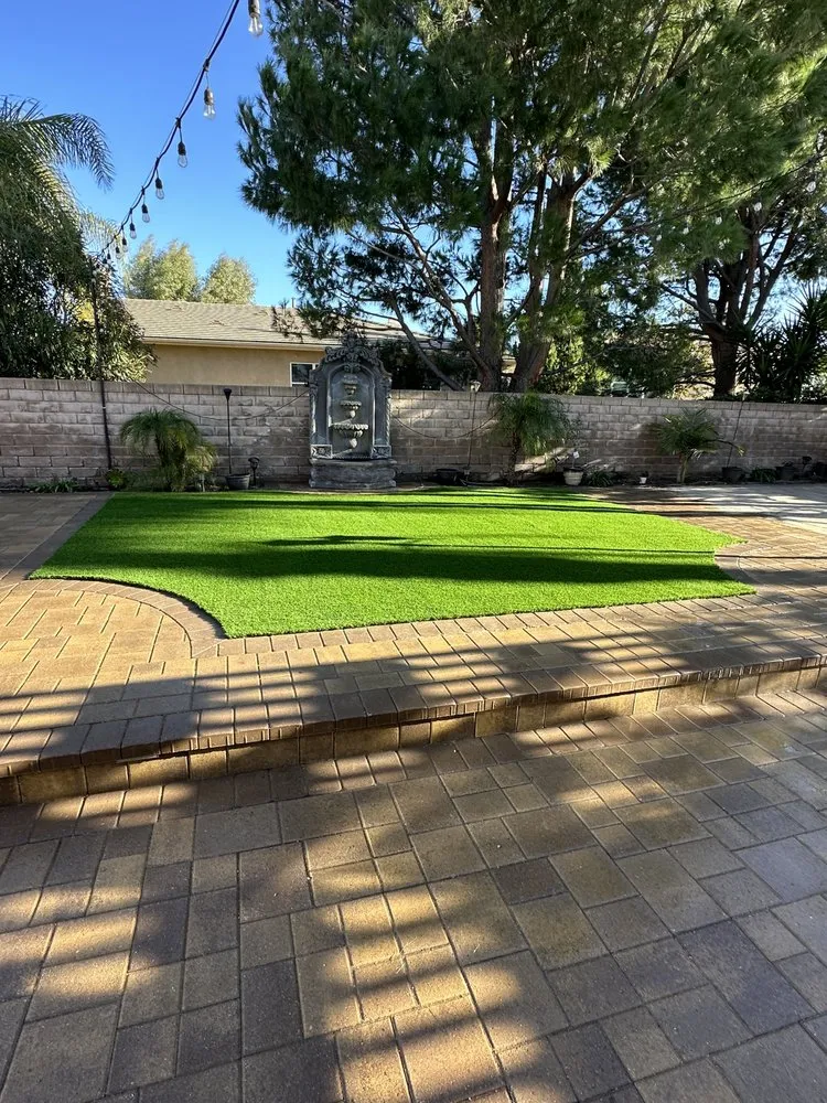Custom lawn care service with custom design across Thousand Oaks, CA - Park Oaks Turf And Landscaping