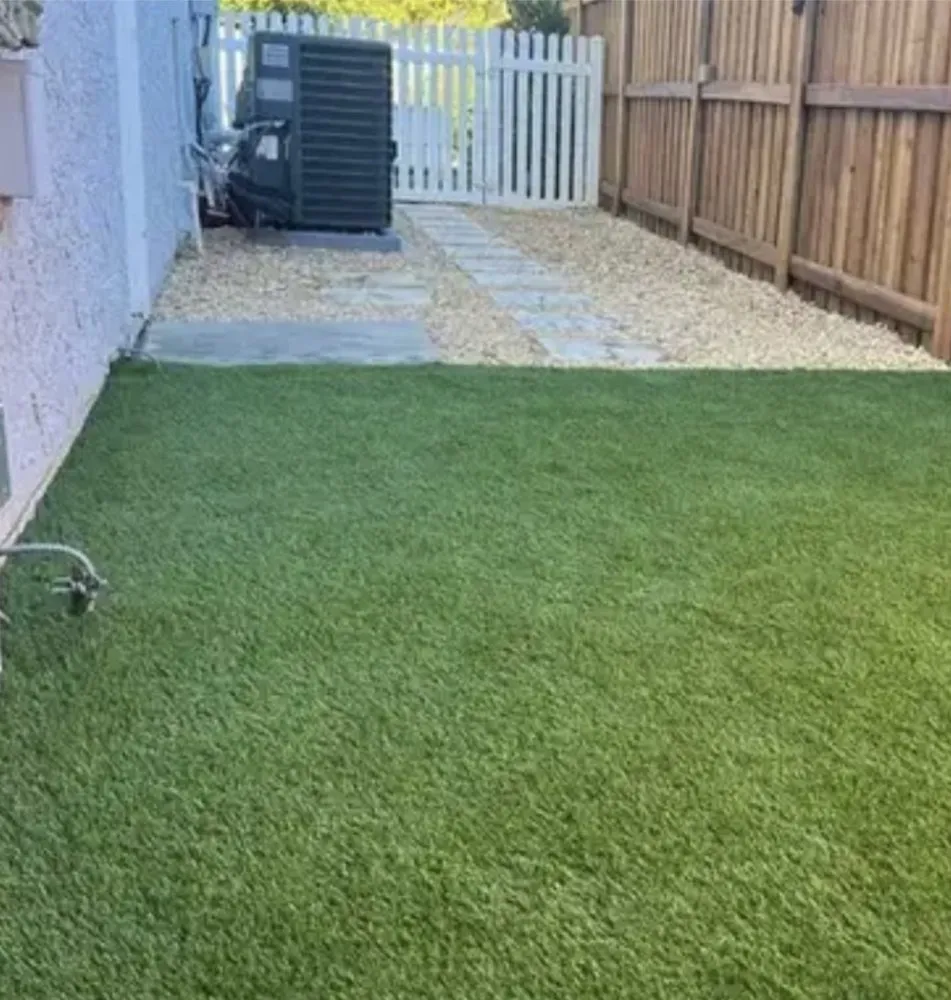 Professional lawn care service in Thousand Oaks, CA by Park Oaks Turf And Landscaping