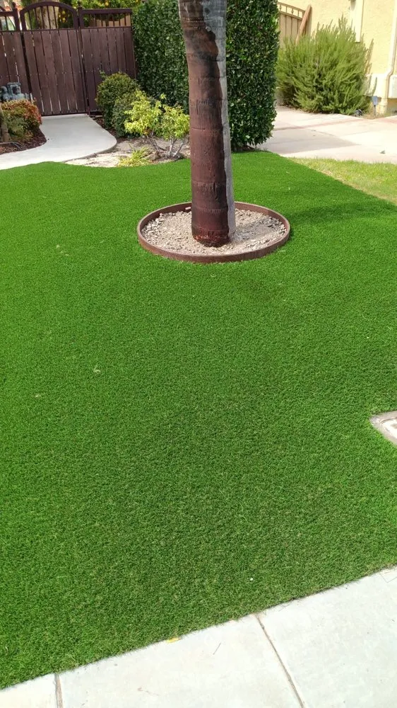 Custom landscape design for year-round maintenance across Thousand Oaks, CA - Park Oaks Turf And Landscaping