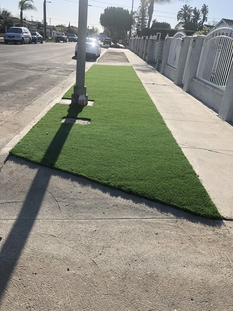 Custom yard cleanup service in Thousand Oaks, CA by Park Oaks Turf And Landscaping