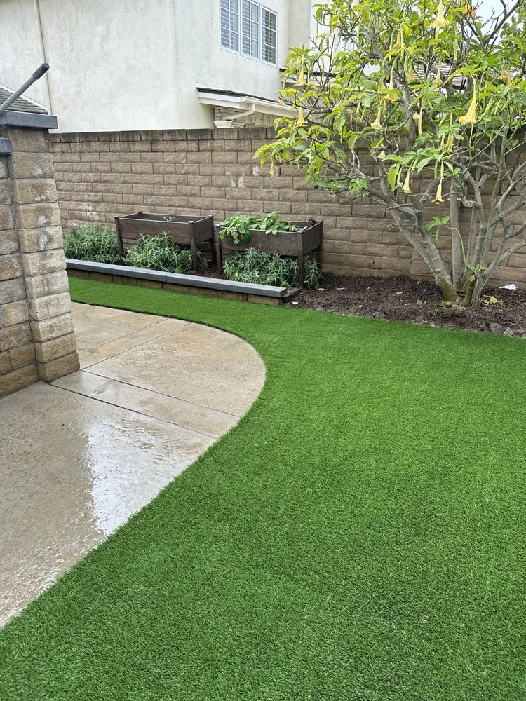 Expert yard maintenance experts serving Thousand Oaks, CA - Park Oaks Turf And Landscaping