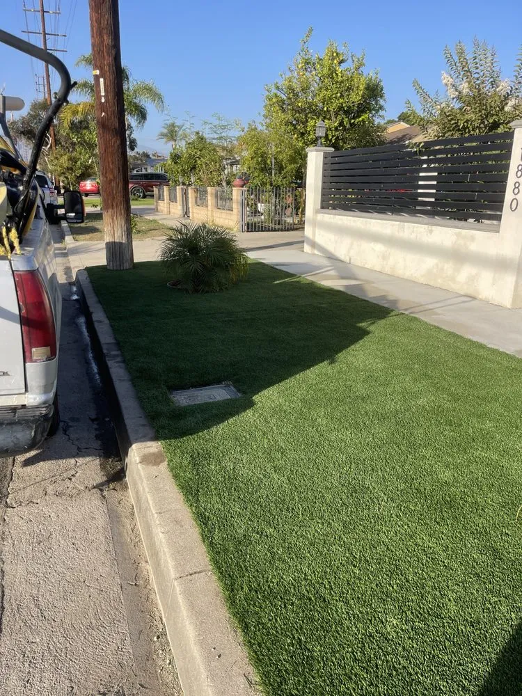 Expert lawn care service in Thousand Oaks, CA by Park Oaks Turf And Landscaping