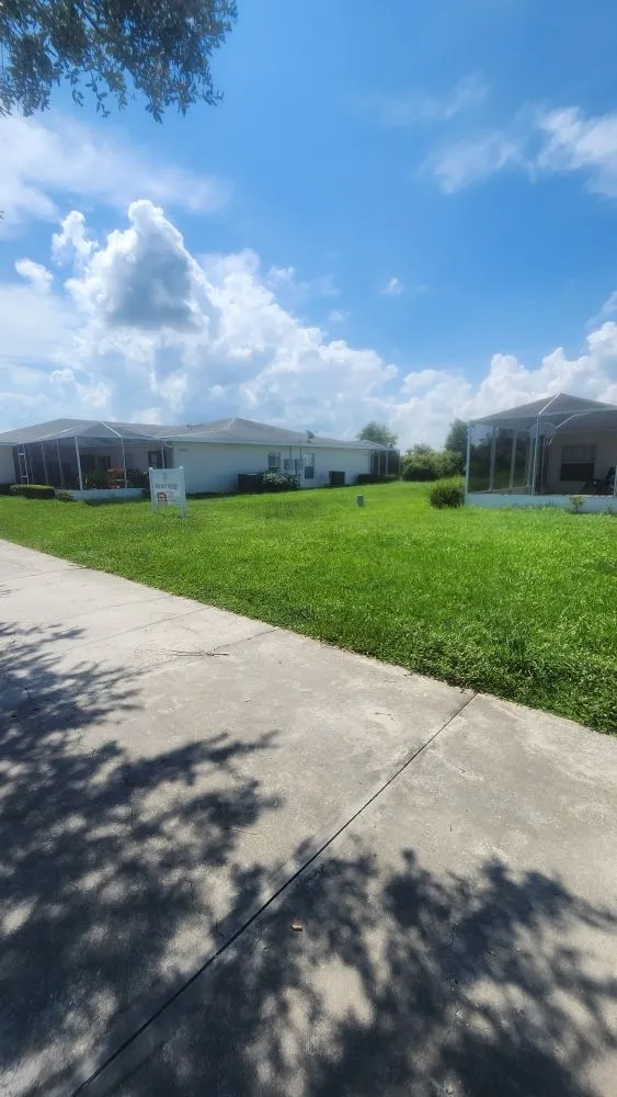 Affordable outdoor landscaping near you in Fruitland Park, FL by Parker Atlantic Lawncare Service