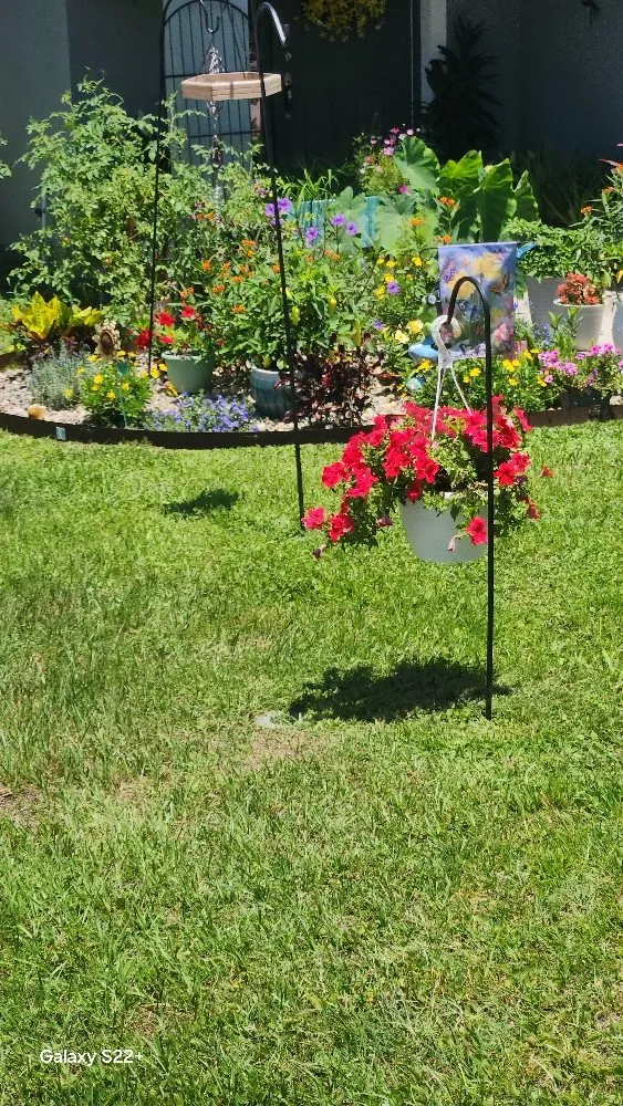 Affordable landscaping services for residential properties across Fruitland Park, FL - Parker Atlantic Lawncare Service