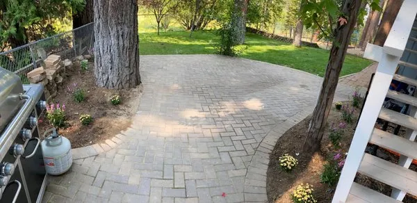 Parker Earthworks Logo