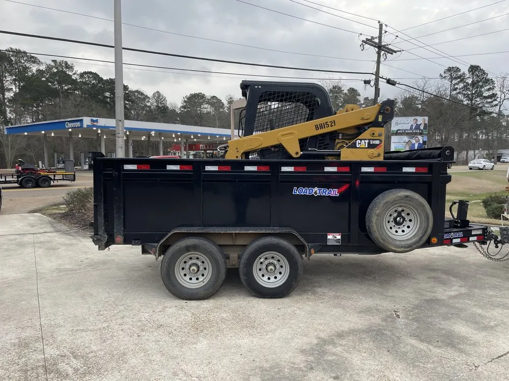 Custom yard cleanup service for residential properties across Brandon, MS - Parker Industries