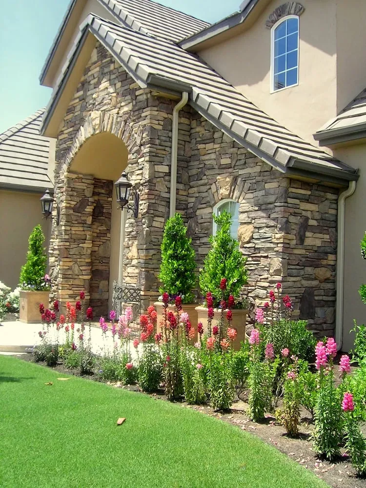 Local garden landscaping for beautiful yards across Clovis, CA - Parker Landscape