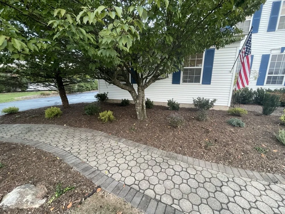 Custom yard maintenance in Warren, NJ - Parker Landscape Design