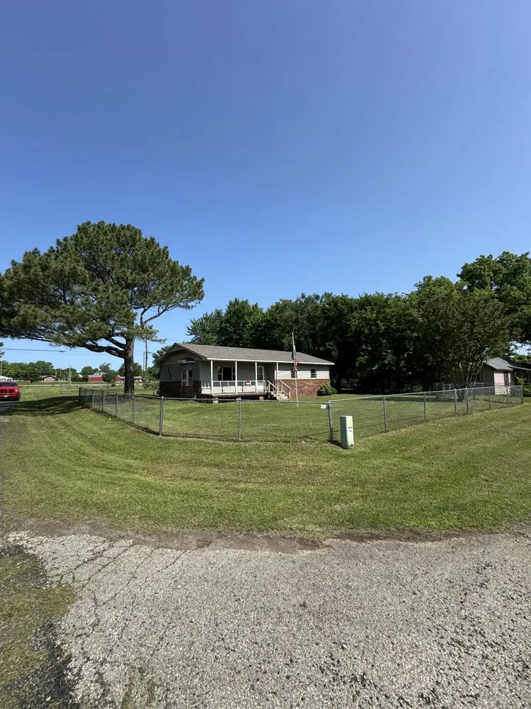 Affordable lawn care service in McAlester, OK by Parker Lawn and Land Management