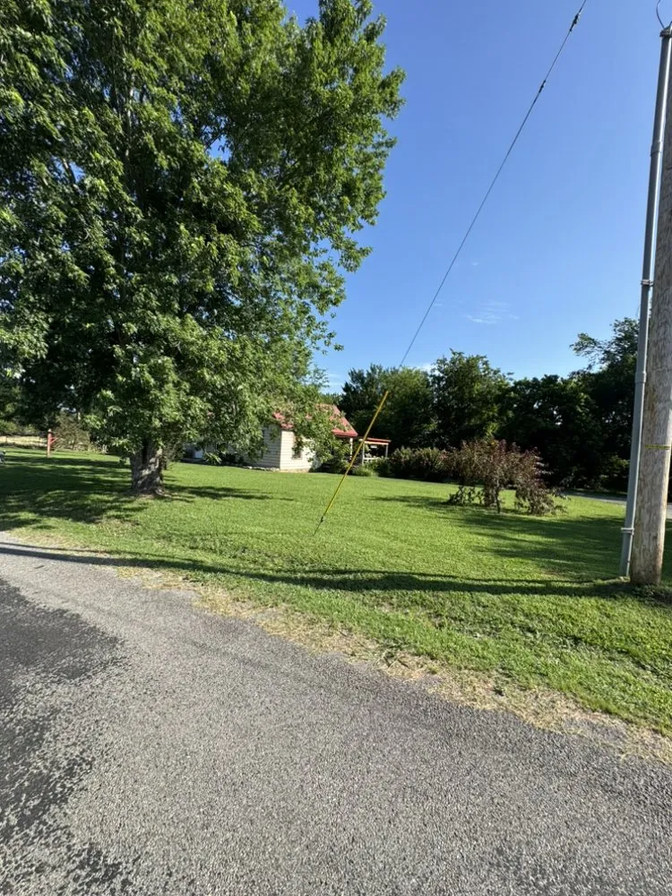 Custom lawn mowing service near you in McAlester, OK by Parker Lawn and Land Management