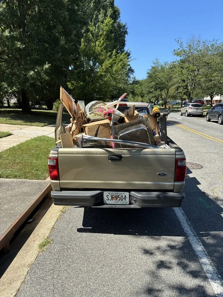 Professional yard cleanup service experts serving Temple Hills, MD - Parker's Exterior Services