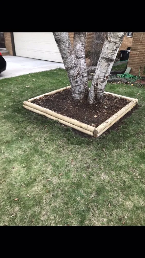 Local lawn mowing service in Harper Woods, MI - Parkers Kcrown Lawn Care