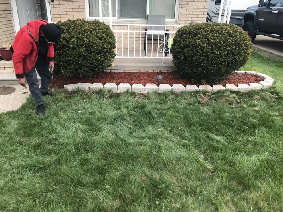 Custom lawn care service in Harper Woods, MI - Parkers Kcrown Lawn Care