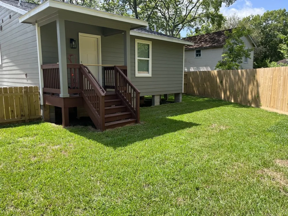 Affordable garden landscaping experts serving La Porte, TX - Parker’s Lawncare And Landscaping