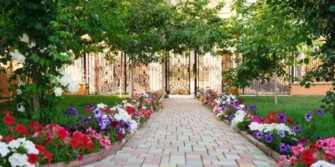 Trusted lawn care service experts serving Richmond, KY - Parkland Landscape