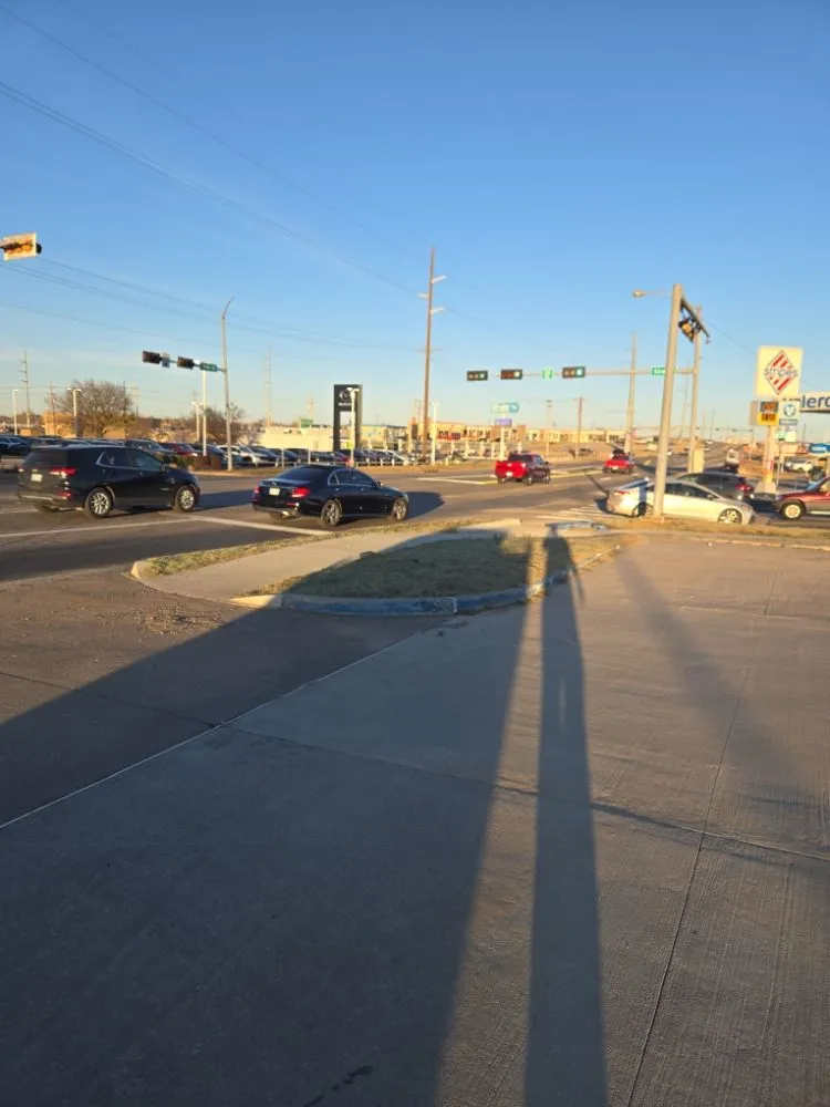 Custom yard cleanup service for year-round maintenance in Altus, OK by Parks Lawn Care