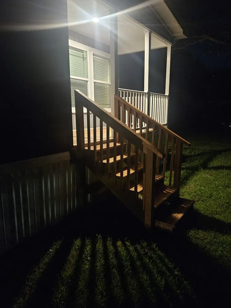 Professional landscaping services for homes across Richmond, KY - Parks Livestock and Contracting