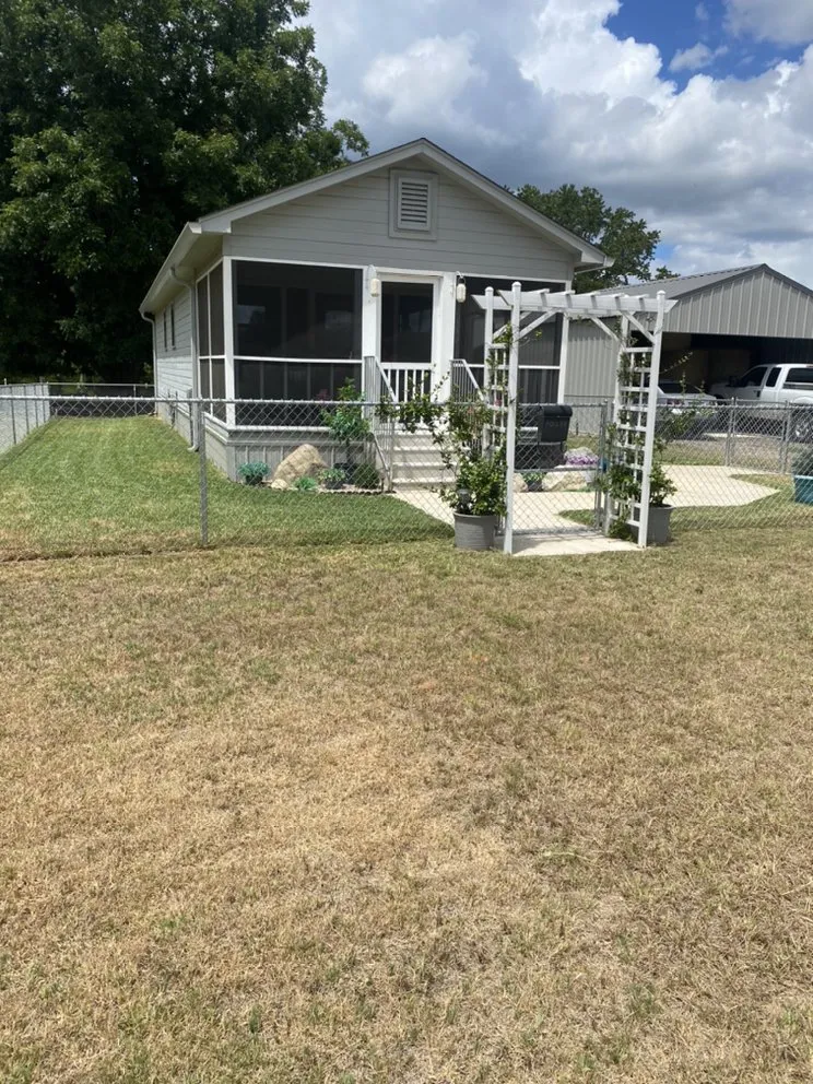 Trusted lawn mowing service in Gilmer, TX - Parks Yard Company