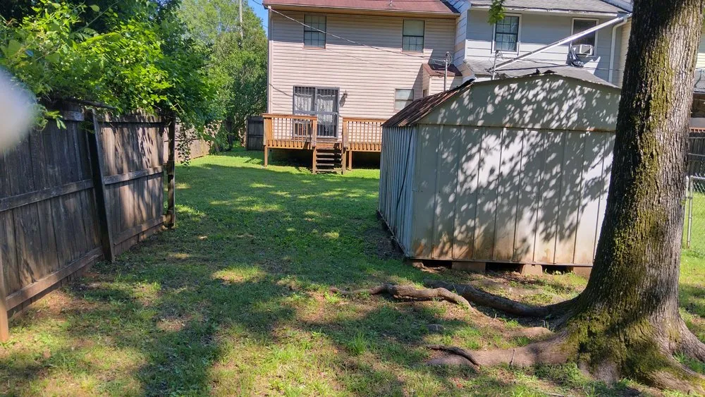 Top-rated landscaping services experts serving Midfield, AL - Parkscrew Lawn Care Service