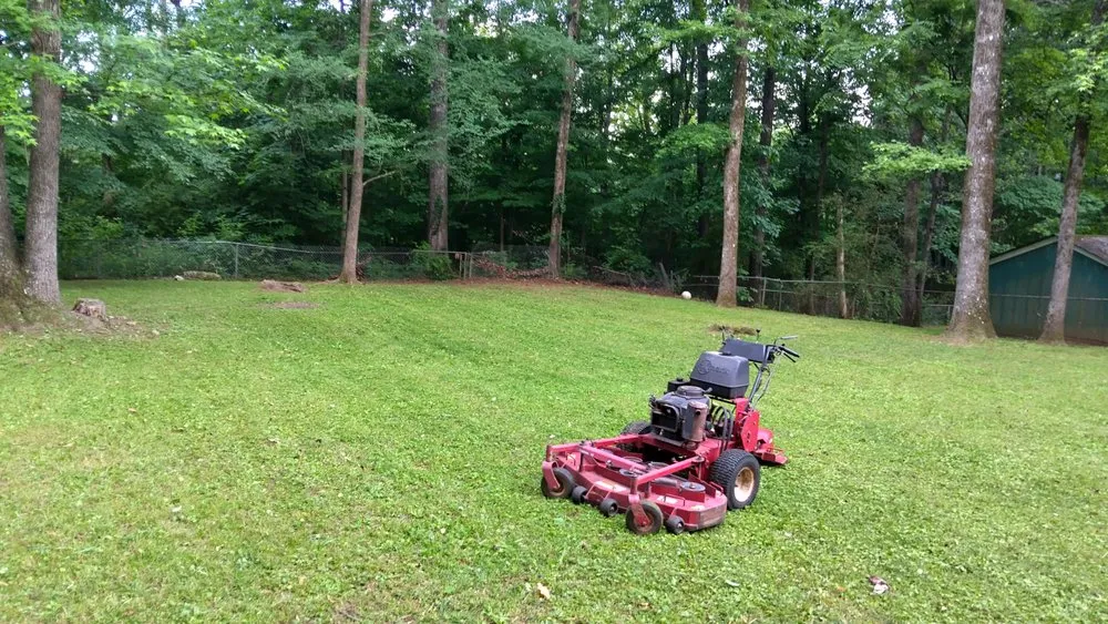 Reliable garden landscaping near you across Midfield, AL - Parkscrew Lawn Care Service
